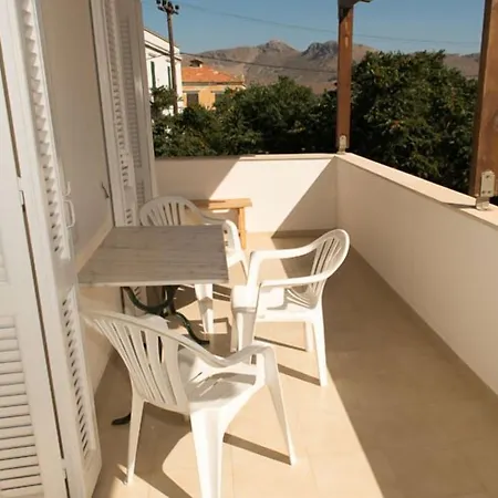 Elena Ξενοδοχείο με διαμερίσματα Άλιντα