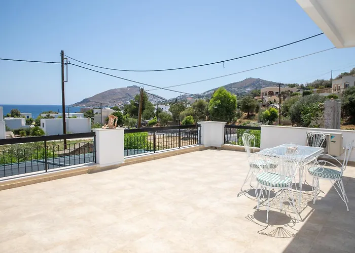 Elena 아파트호텔 4*