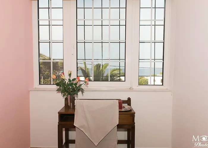 Elena 아파트호텔