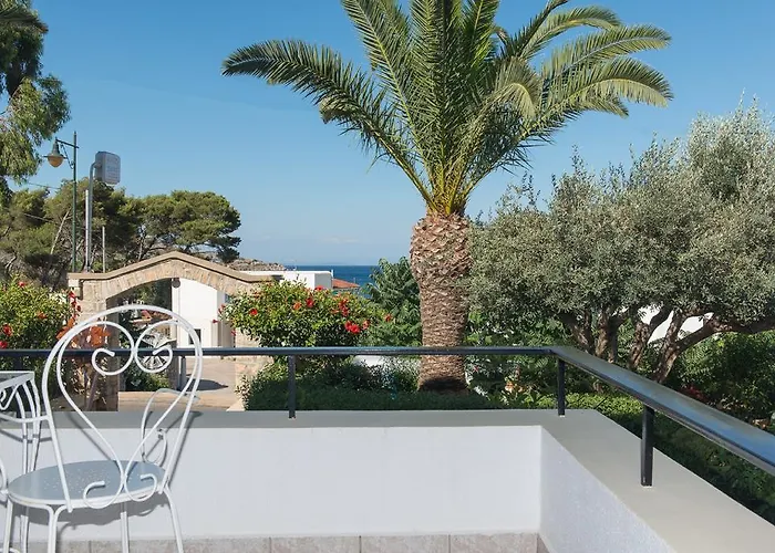 아파트호텔 Elena 알린다