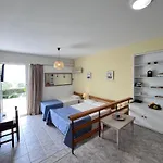 Elena Lejlighedshotel Alinda (Leros)