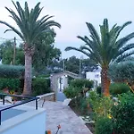 Elena 4*