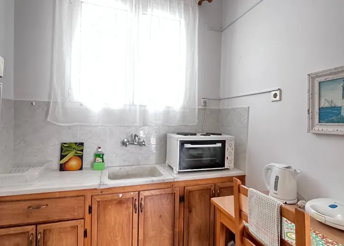 Elena Aparthotel 4*