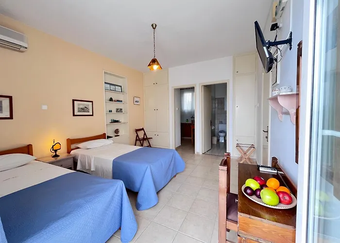Elena Aparthotel 4*