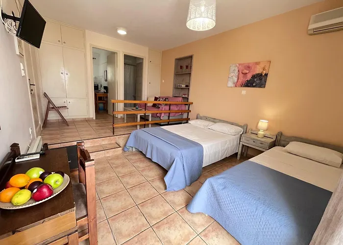 Elena Lägenhetshotell Alinda (Leros)