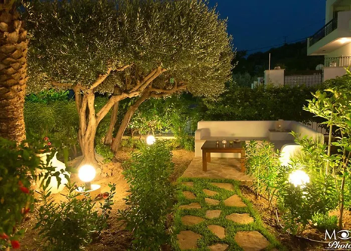 Elena Lägenhetshotell 4*