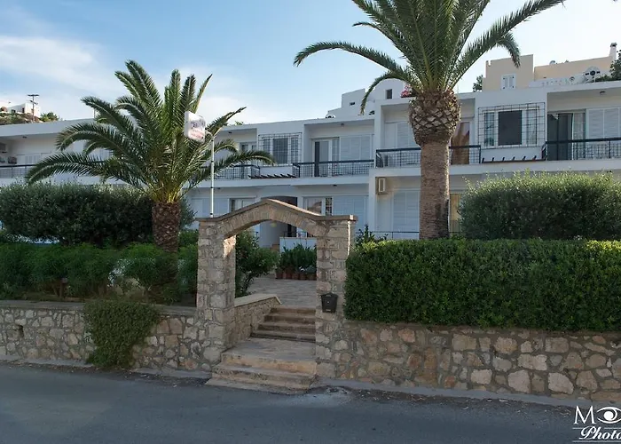 Elena Lägenhetshotell Alinda (Leros)